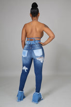 Load image into Gallery viewer, Not So Common Distressed Denim Jeans
